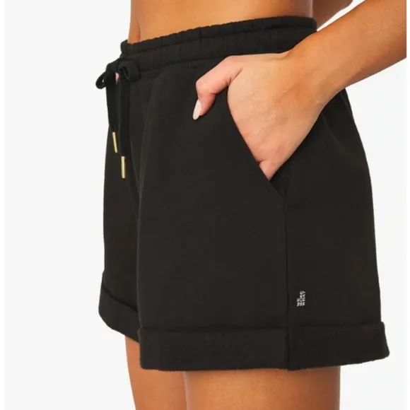 WeWoreWhat,NWT Pull On Shorts, Black, Small