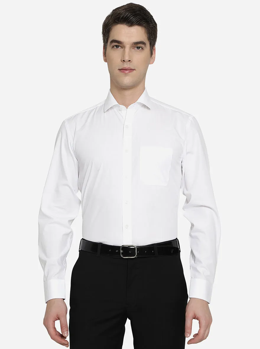 White Solid Regular Fit Formal Shirt | JadeBlue