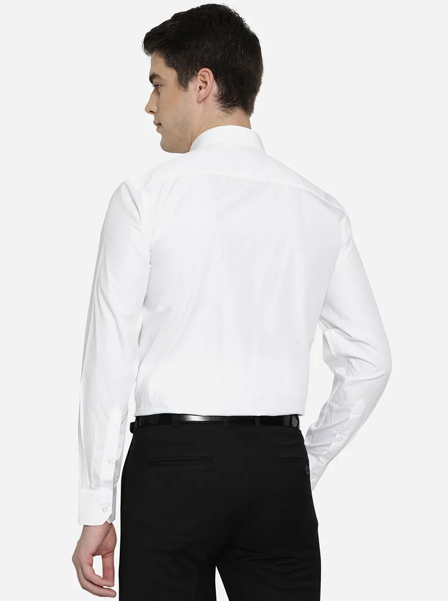 White Solid Regular Fit Formal Shirt | JadeBlue