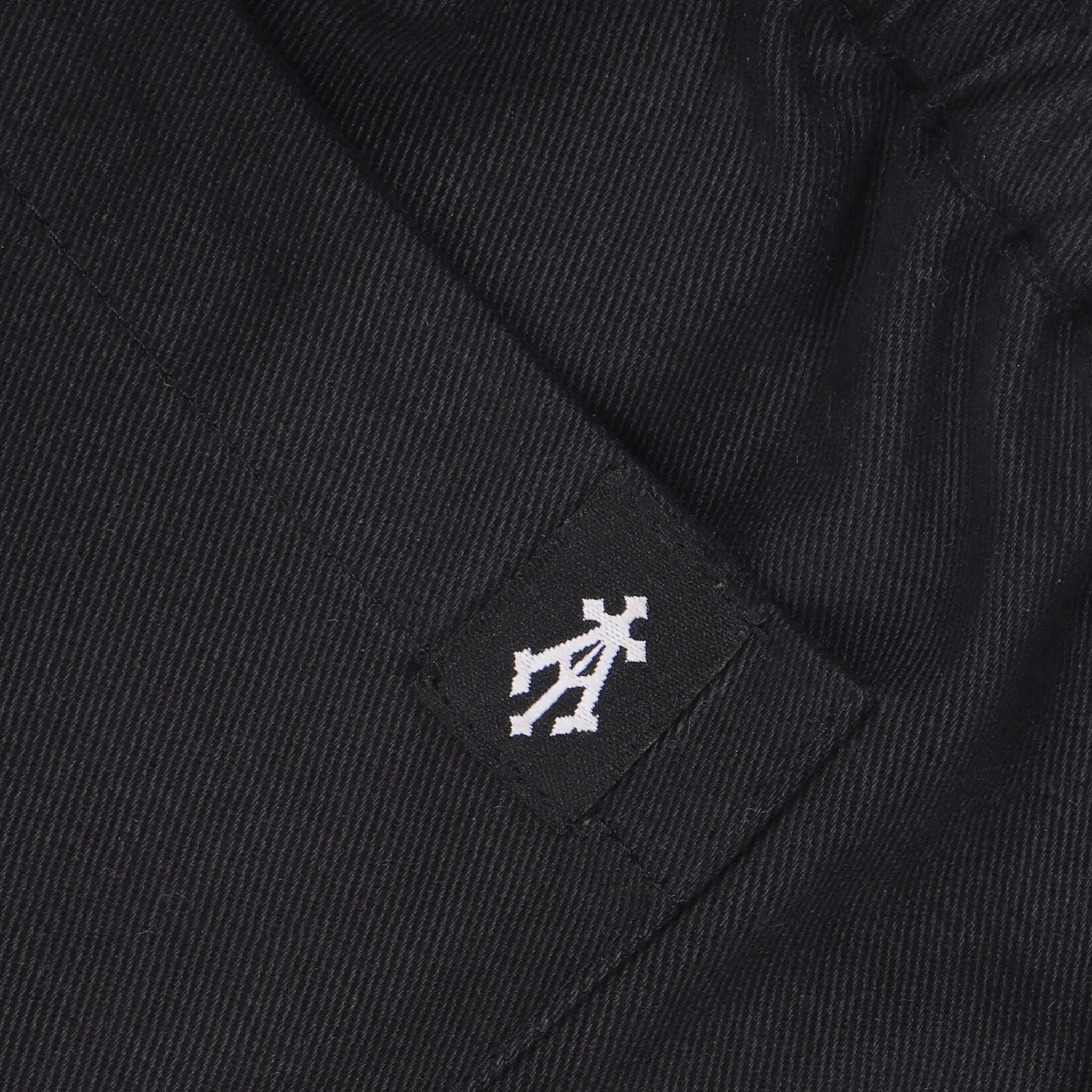WINGED TIGER EMBROIDERED SHORTS (BLACK)