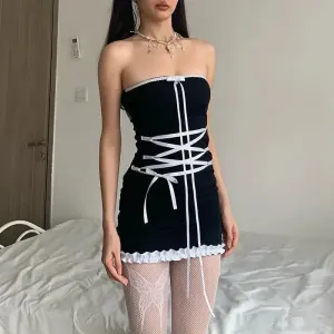 Y2K Solid Strapless Mini Dress with Bow Detail in Polyester
