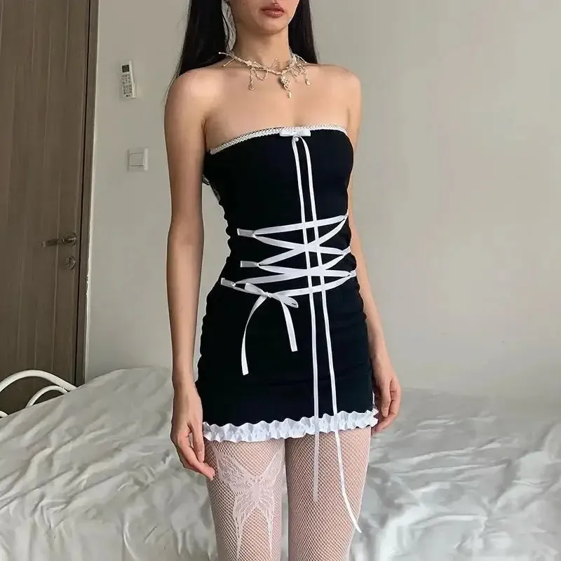 Y2K Solid Strapless Mini Dress with Bow Detail in Polyester